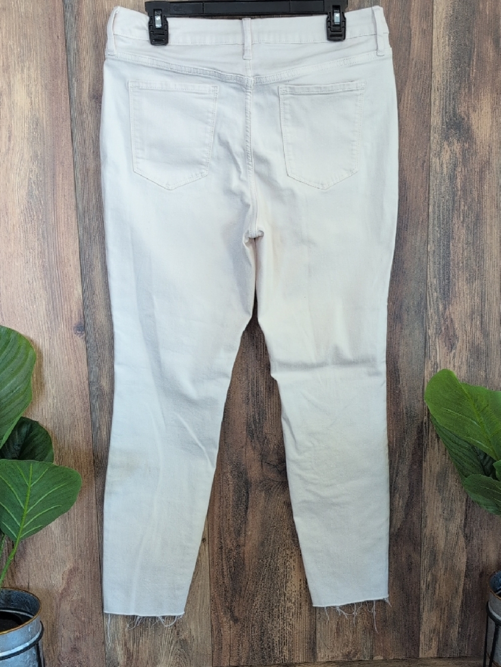 Simply Vera Vera Wang Cream Skinny Frayed Hem Jeans 12 F294